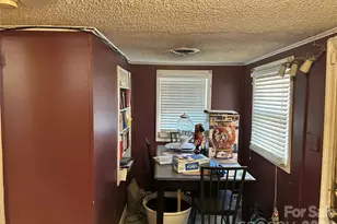 2517 Pear St, Greensboro, NC 27401 - Photo 9