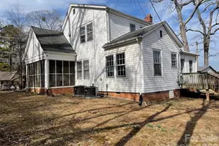 110 N Academy St, Mooresboro, NC 28114 - Photo 5