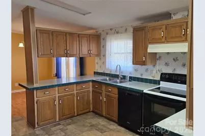 285 Skyuka Road, Statesville, NC 28677 - Photo 9