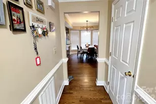 10001 White Cascade Dr, Charlotte, NC 28269 - Photo 7