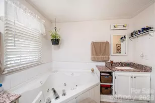 5876 Leil Rd, Hickory, NC 28602 - Photo 21