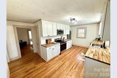 531 21st Avenue NE, Hickory, NC 28601 - Photo 17