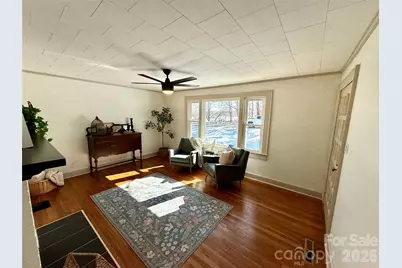 531 21st Avenue NE, Hickory, NC 28601 - Photo 5