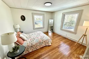 531 21st Ave NE, Hickory, NC 28601 - Photo 9