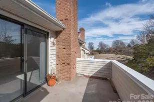 7811 Renaissance Ct, Charlotte, NC 28226 - Photo 3