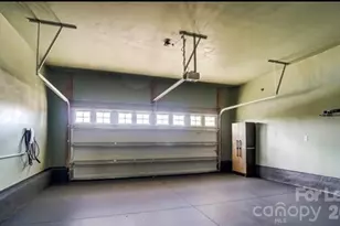 11203 Chapeclane Dr, Charlotte, NC 28278 - Photo 19