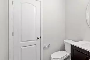 11203 Chapeclane Dr, Charlotte, NC 28278 - Photo 9