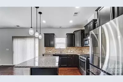 11203 Chapeclane Drive, Charlotte, NC 28278 - Photo 3