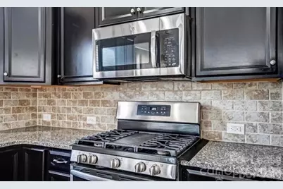 11203 Chapeclane Drive, Charlotte, NC 28278 - Photo 5