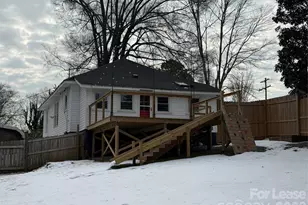 318 N Academy St, Mooresville, NC 28115 - Photo 17