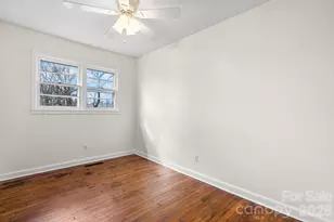 302 Ramsey St, Morganton, NC 28655 - Photo 17