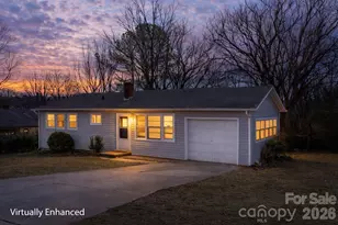 302 Ramsey St, Morganton, NC 28655 - Photo 1