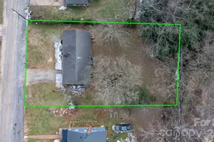 302 Ramsey St, Morganton, NC 28655 - Photo 21