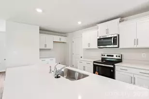 569 N Sparkleberry St, Chester, SC 29706 - Photo 11