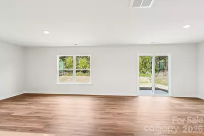 569 N Sparkleberry Street, Chester, SC 29706 - Photo 5