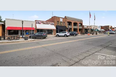 136 W Virginia Avenue, Bessemer City, NC 28016 - Photo 37