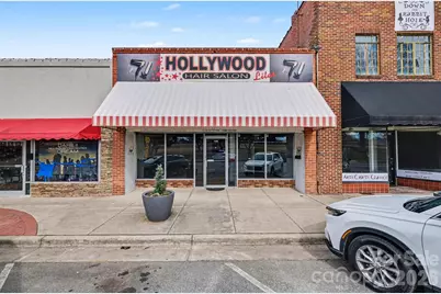 136 W Virginia Avenue, Bessemer City, NC 28016 - Photo 3