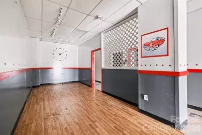 136 W Virginia Avenue, Bessemer City, NC 28016 - Photo 19