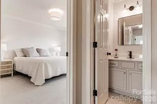 8528 Woodford Bridge Dr, Charlotte, NC 28216 - Photo 11