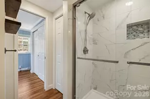 1015 Mountain View St, Hendersonville, NC 28739 - Photo 17