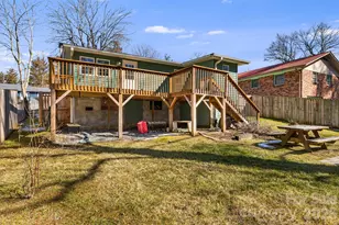 1015 Mountain View St, Hendersonville, NC 28739 - Photo 41