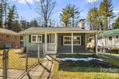 1015 Mountain View Street, Hendersonville, NC 28739 - Photo 3