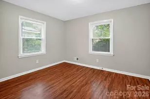 3725 Harrogate Rd, Columbia, SC 29210 - Photo 11