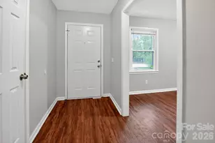 3725 Harrogate Rd, Columbia, SC 29210 - Photo 7