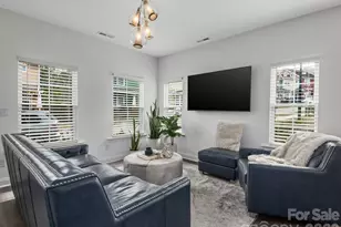 26 Walnut Spgs Dr, Asheville, NC 28804 - Photo 5