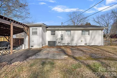 4314 Oak Forest Drive, Charlotte, NC 28215 - Photo 17