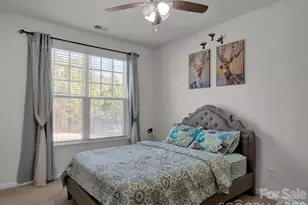 11587 Macallano Dr, Charlotte, NC 28215 - Photo 41