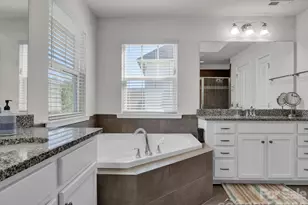 11587 Macallano Dr, Charlotte, NC 28215 - Photo 31