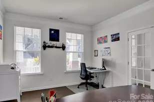 11587 Macallano Dr, Charlotte, NC 28215 - Photo 5