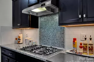 11587 Macallano Dr, Charlotte, NC 28215 - Photo 21