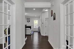 11587 Macallano Dr, Charlotte, NC 28215 - Photo 3