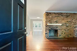 709 Cooper Dr, Charlotte, NC 28210 - Photo 5