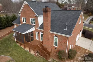 425 Clairview Ln, Matthews, NC 28105 - Photo 37