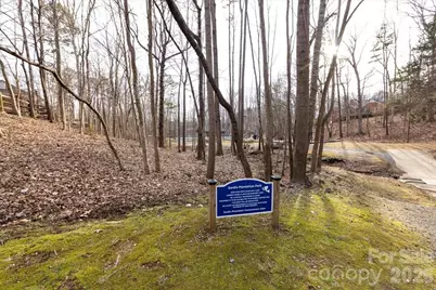 425 Clairview Lane, Matthews, NC 28105 - Photo 41