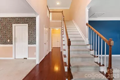 425 Clairview Lane, Matthews, NC 28105 - Photo 7