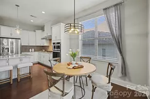 15828 Vale Ridge Dr, Charlotte, NC 28278 - Photo 13