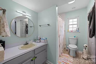 5400 Barnview Court, Charlotte, NC 28269 - Photo 9