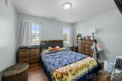 5400 Barnview Court, Charlotte, NC 28269 - Photo 7