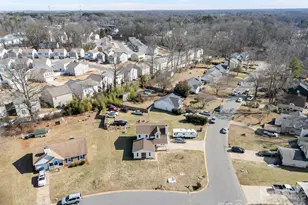 5400 Barnview Ct, Charlotte, NC 28269 - Photo 23