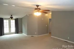 127 Mallardwood Dr, Mt Ulla, NC 28125 - Photo 3