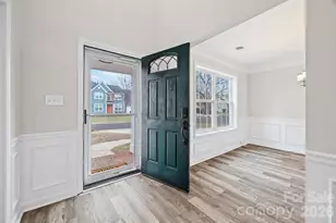 11440 Laurel View Dr, Charlotte, NC 28273 - Photo 3