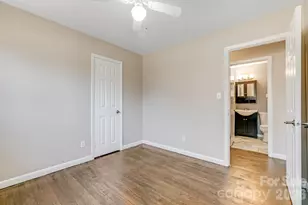 64 Pleasant Ridge Dr, Asheville, NC 28805 - Photo 21