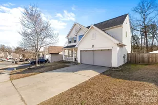 11702 Oak St, Charlotte, NC 28269 - Photo 3