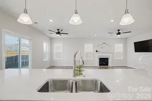 1035 Barnette Farm Ln, Monroe, NC 28110 - Photo 5