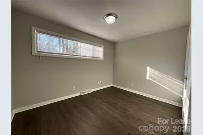 520 Blendwood Drive, Charlotte, NC 28215 - Photo 7