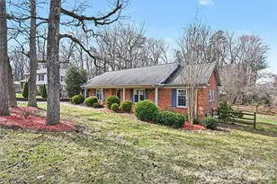 100 Dovershire Rd, Charlotte, NC 28270 - Photo 21